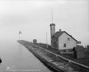 Inngang til St. Mary's Canal, Sault Ste. Marie, Michigan, ca. 1900-06